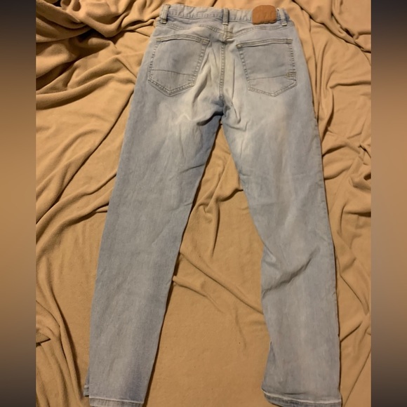 Women’s Aeropostale Jeans - Picture 2 of 2